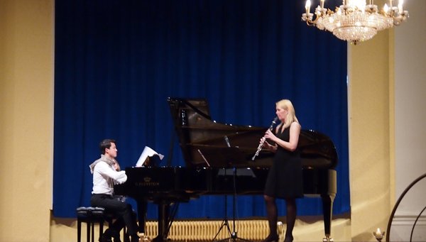 Haiou Zhang und Sabine Grofmeier machen klassische Musik in den Mozart Sälen