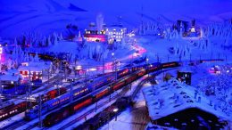 Der Bahnhof von Kiruna bei Nacht als Modell