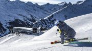 Skifahrer in St. Anton Arlberg in Österreich