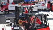 Gabelstapler-Fahrer beim StaplerCup in Aschaffenburg