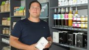 Florian Flemke Start up Unternehmer verkauft Kaffee