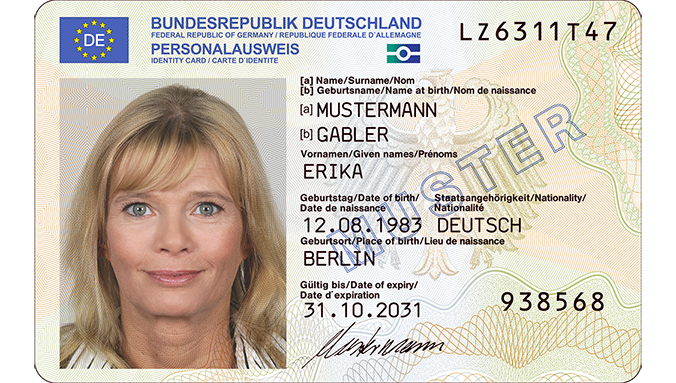 Frau Mustermann auf dem Personalausweis